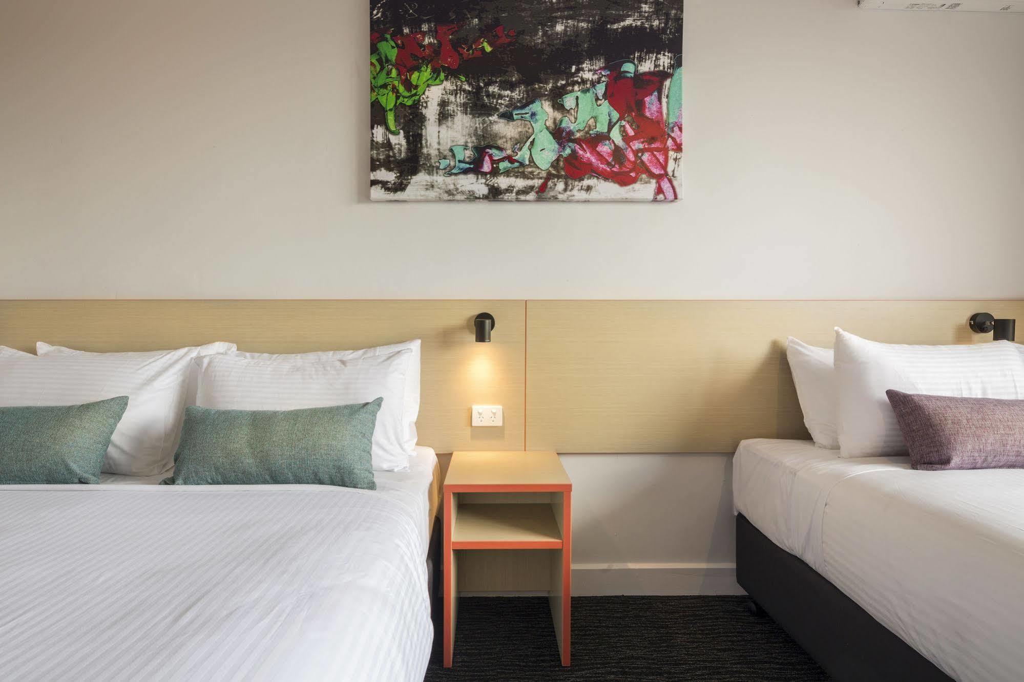 Nightcap At Waltzing Matilda Hotel Springvale Ngoại thất bức ảnh