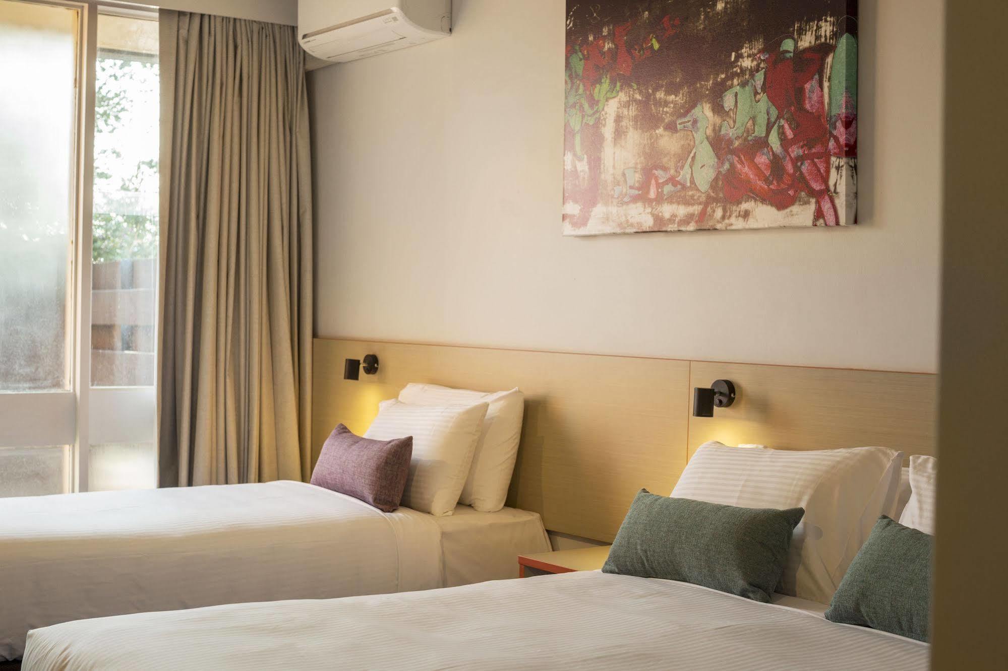 Nightcap At Waltzing Matilda Hotel Springvale Ngoại thất bức ảnh